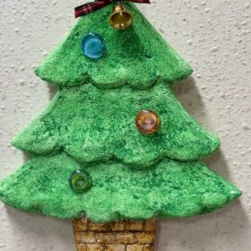 モルタルで作る小さなクリスマスツリー