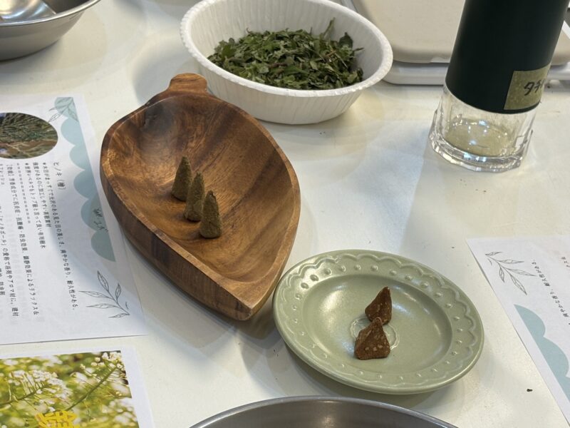 和ハーブの香りを楽しむ、お香づくりワークショップ