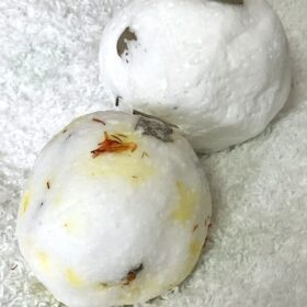 和ハーブでシュワシュワ　バスボム作り！