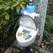 写真：自動灌水装置